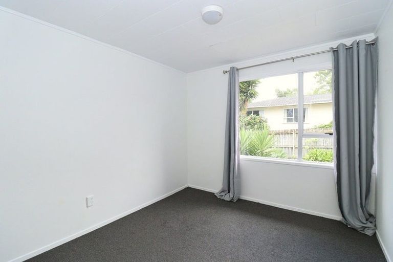 Photo of property in 71 Casuarina Road, Half Moon Bay, Auckland, 2012