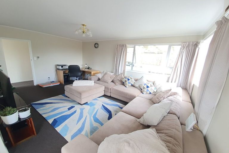 Photo of property in 37 Boundary Road, Opaheke, Papakura, 2113