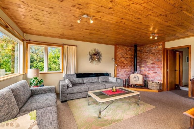 Photo of property in 1/5 Allender Drive, Torbay, Auckland, 0630