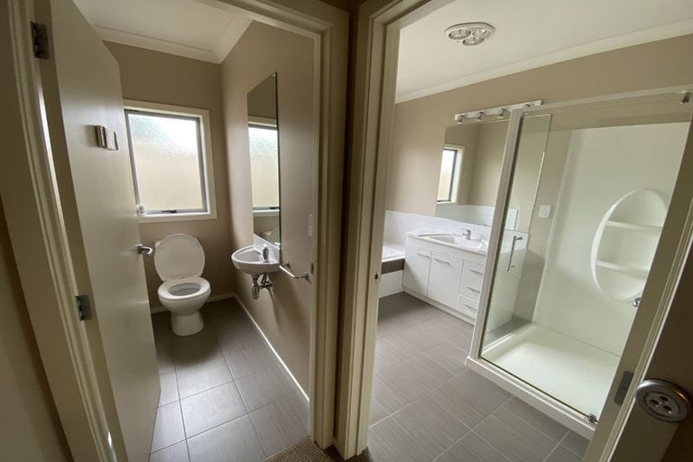 Photo of property in 98 Russell Robertson Drive, Havelock North, 4130