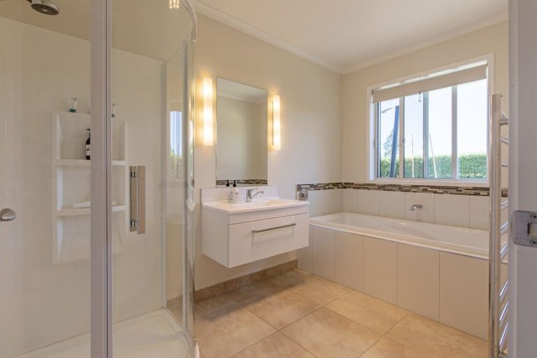 Photo of property in 243c Racecourse Road, Waipukurau, 4282