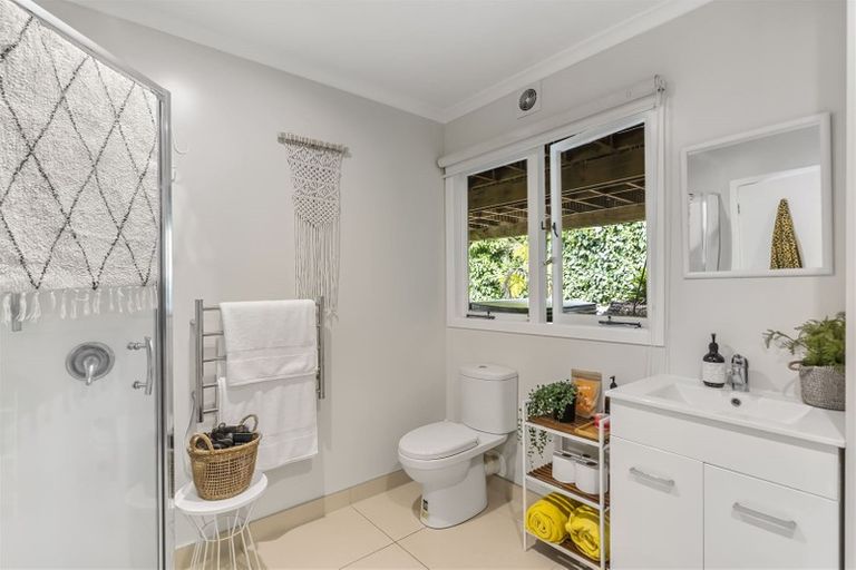 Photo of property in 3 Bevyn Street, Castor Bay, Auckland, 0620