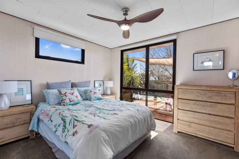 Photo of property in 5 Longstead Avenue, Papamoa Beach, Papamoa, 3118