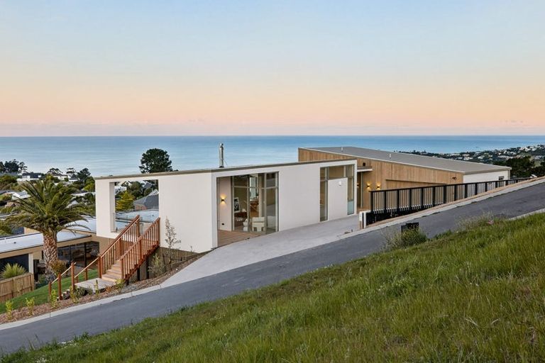 Photo of property in 3 Ararat Lane, Clifton, Christchurch, 8081