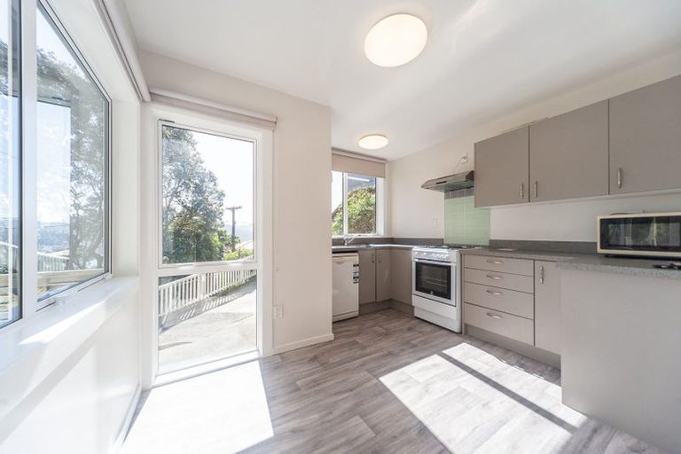 Photo of property in 43 Palliser Road, Roseneath, Wellington, 6011