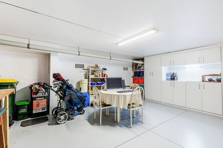 Photo of property in 36 Parkside Drive, Orewa, 0931