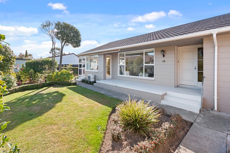 Photo of property in 40 Harrowdale Drive, Avonhead, Christchurch, 8042