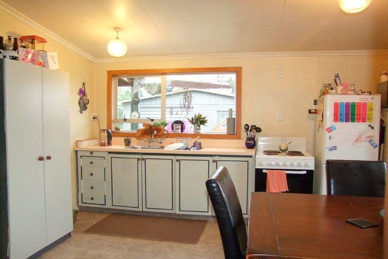 Photo of property in 82 Johnson Street, Milton, 9220