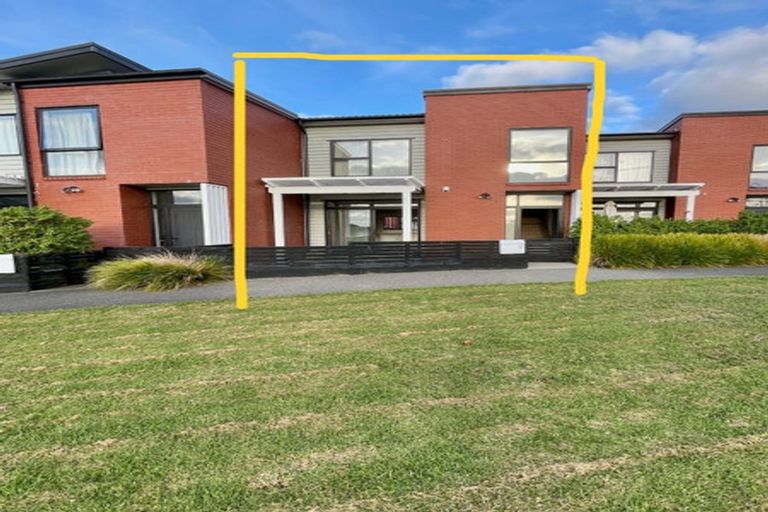 Photo of property in 12 Fermi Lane, Papakura, 2110