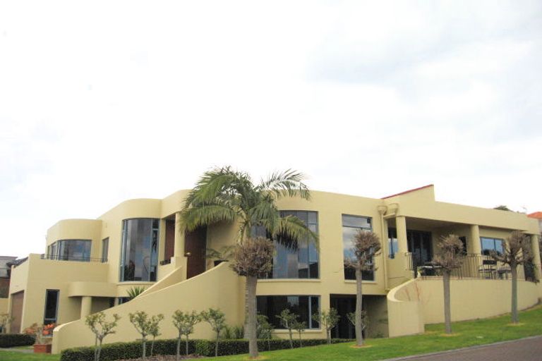 Photo of property in 1 Glamis Grove, Bethlehem, Tauranga, 3110