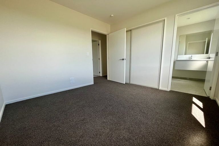 Photo of property in 1 Comer Street, Halswell, Christchurch, 8025