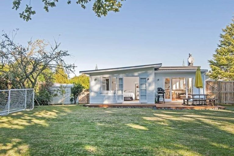 Photo of property in 7 Nicolas Avenue, Glen Eden, Auckland, 0602