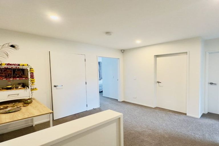 Photo of property in 6 Aquamarine Road, Rosehill, Papakura, 2113