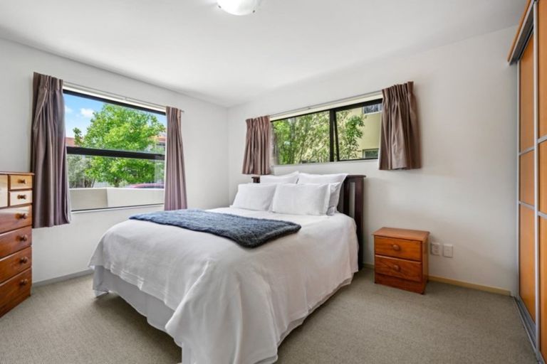 Photo of property in 1/124 Stancombe Road, Flat Bush, Auckland, 2016