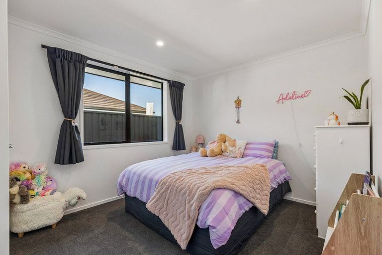 Photo of property in 11 Springwater Lane, Pyes Pa, Tauranga, 3112