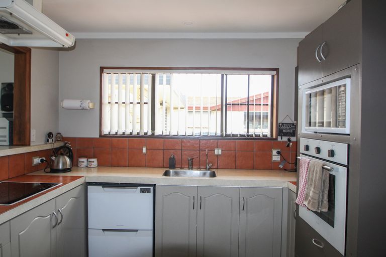 Photo of property in 29 Walbrook Crescent, Oamaru North, Oamaru, 9400