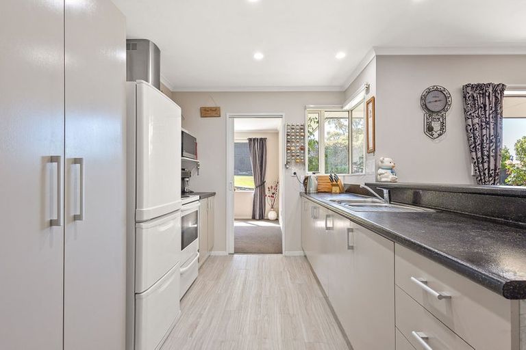 Photo of property in 18 Mcdougal Place, Kaiapoi, 7630