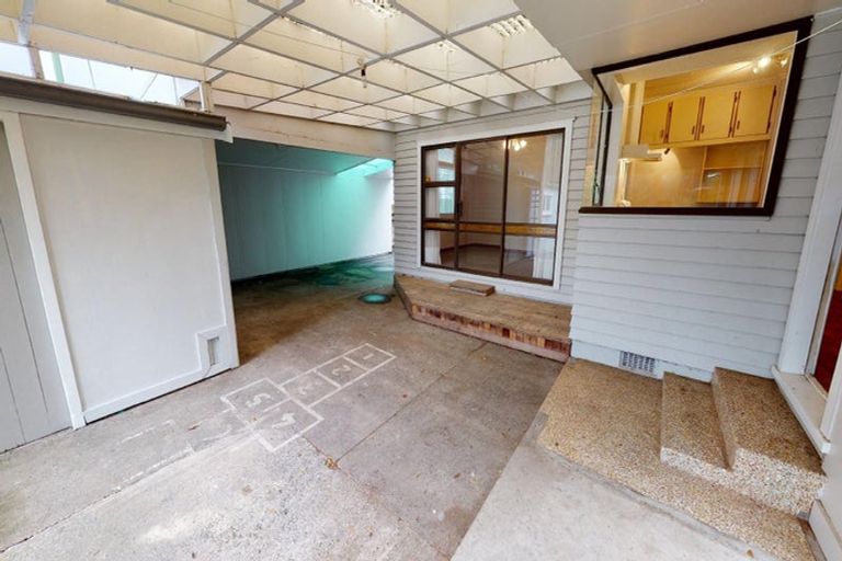 Photo of property in 15 Glasgow Street, Takaro, Palmerston North, 4412