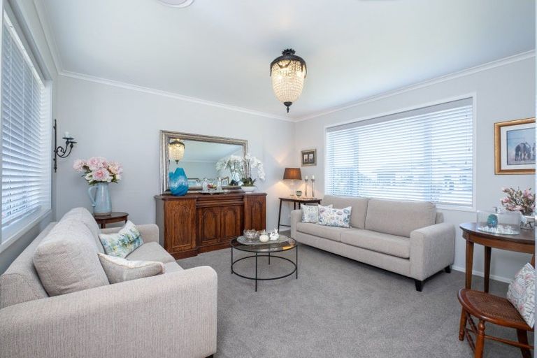 Photo of property in 19 Manapouri Street, Poraiti, Napier, 4112