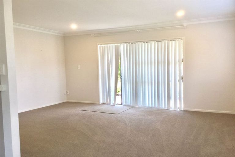 Photo of property in 1/112 Titirangi Road, New Lynn, Auckland, 0600