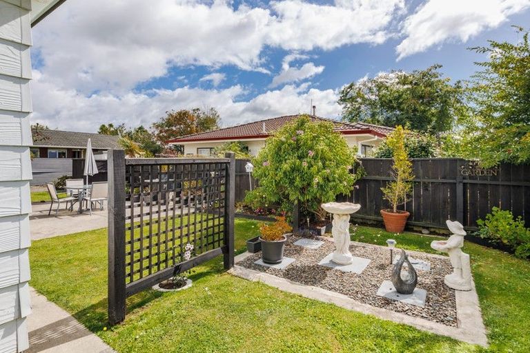 Photo of property in 58a Geraldine Crescent, Cloverlea, Palmerston North, 4412