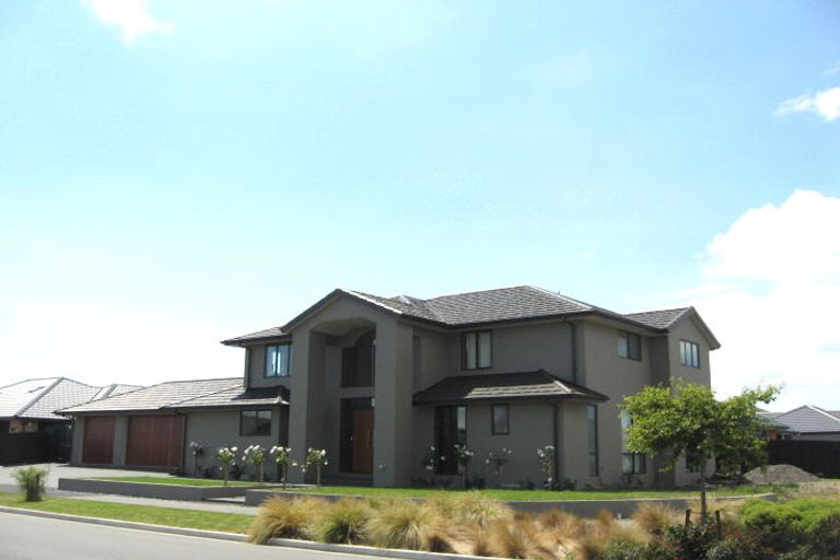 Photo of property in 36 Bottle Lake Drive, Parklands, Christchurch, 8083