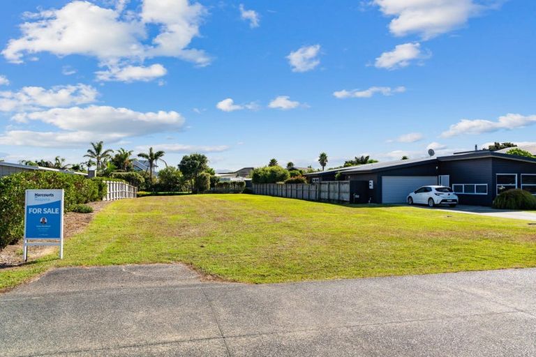 Photo of property in Ti Tree Place, Mangawhai Heads, Mangawhai, 0505