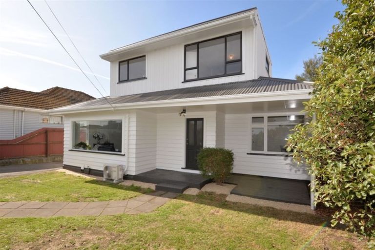 Photo of property in 39 Neill Street, Hornby, Christchurch, 8042
