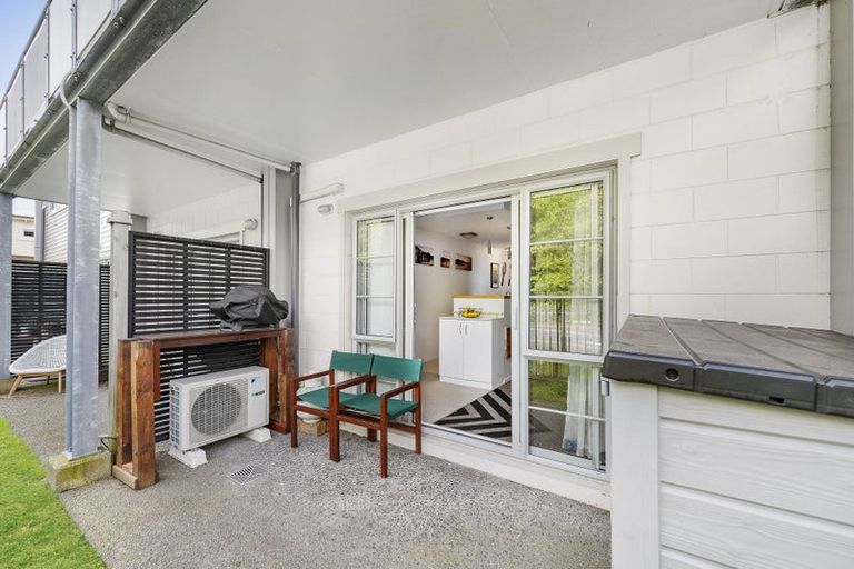 Photo of property in Monterey Apartments, 11/232 Middleton Road, Glenside, Wellington, 6037