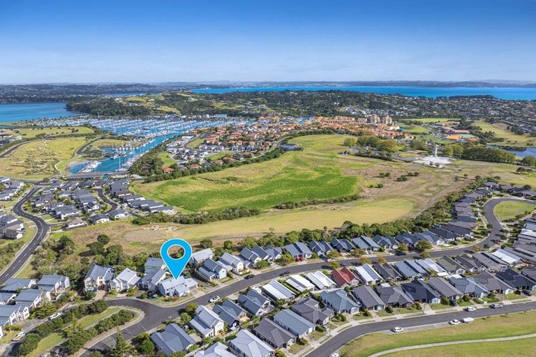 Photo of property in 17 Cape Cod Drive, Gulf Harbour, Whangaparaoa, 0930