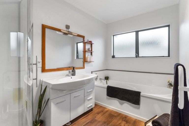 Photo of property in 10 Brendon Drive, Te Horo Beach, Otaki, 5581