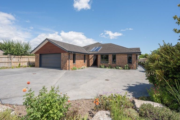 Photo of property in 17 Daelyn Drive, Richmond, 7020