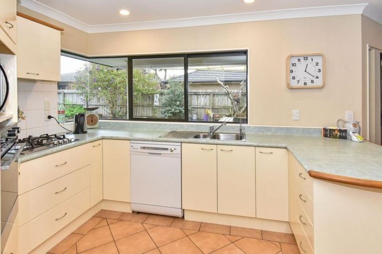 Photo of property in 9 Dan Bryant Place, Pukekohe, 2120