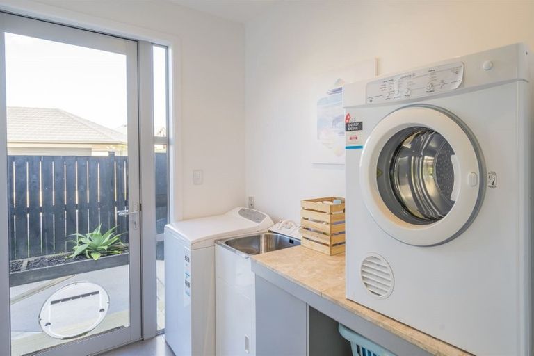 Photo of property in 5 Acacia Court, Whitianga, 3510