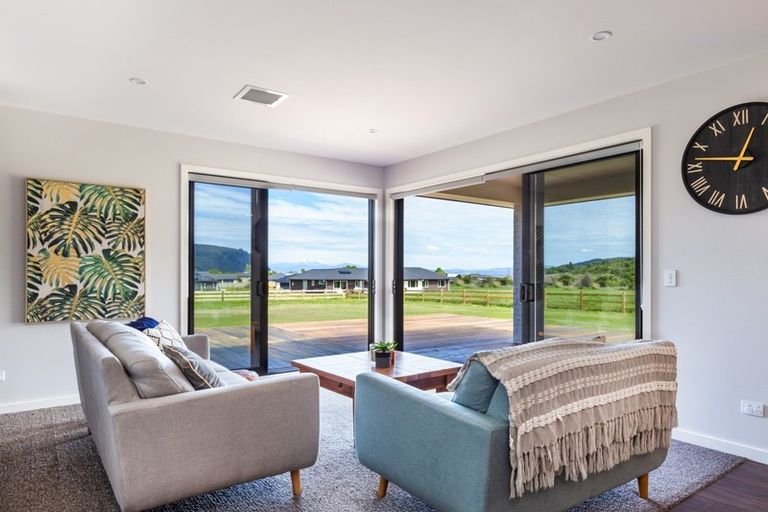 Photo of property in 7 Kanuka Grove, Kinloch, Taupo, 3377