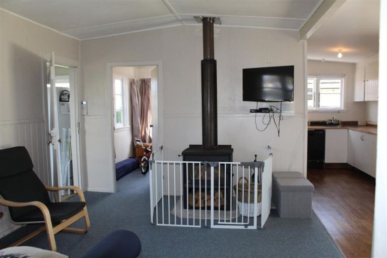 Photo of property in 1 Wairenga Road, Mangakino, 3421