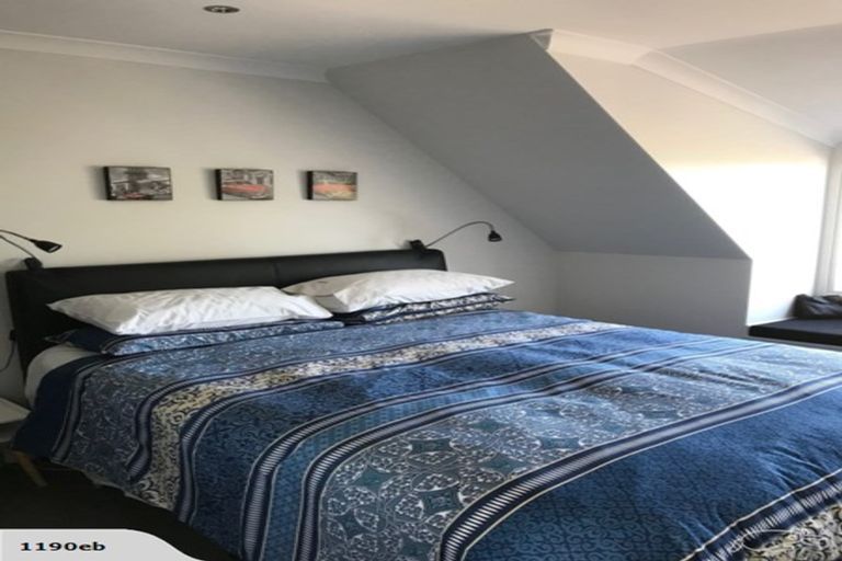 Photo of property in 245 Marine Parade, Napier South, Napier, 4110