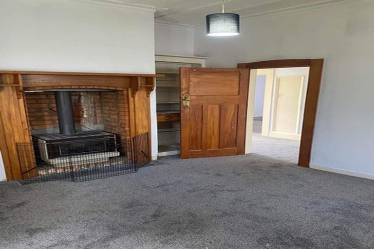 Photo of property in 10 Tennyson Street, Dannevirke, 4930