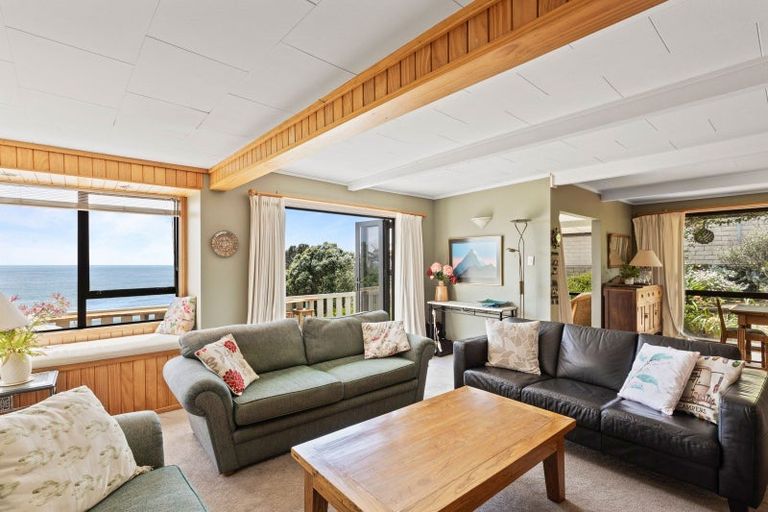 Photo of property in 13 Motukari Place, Onaero, Waitara, 4383