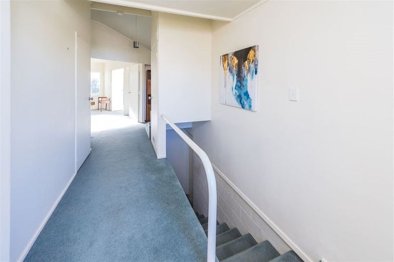 Photo of property in 36 Parkes Avenue, Saint Johns Hill, Whanganui, 4501