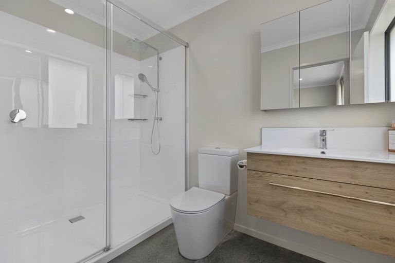 Photo of property in 10 Kararaina Close, Whalers Gate, New Plymouth, 4310