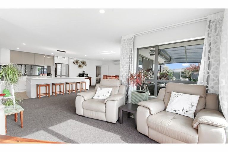 Photo of property in 8 Waipara Road, Pegasus, 7612