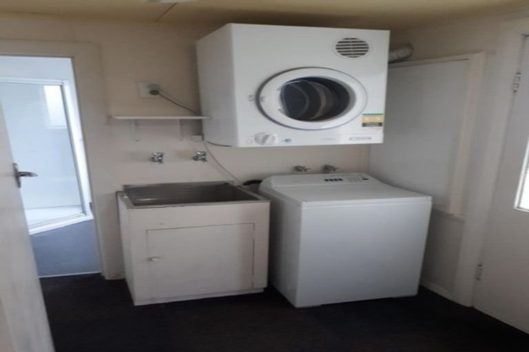 Photo of property in 683b Castle Street, North Dunedin, Dunedin, 9016