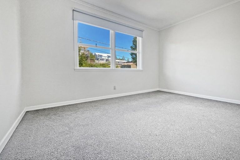 Photo of property in 2/102 Verran Road, Birkdale, Auckland, 0626