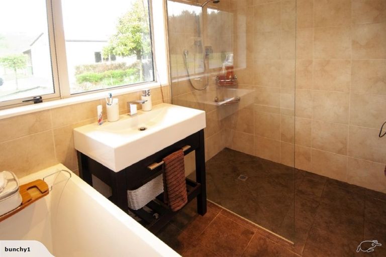 Photo of property in 107 Tuhingamata Road, Oruanui, Taupo, 3384