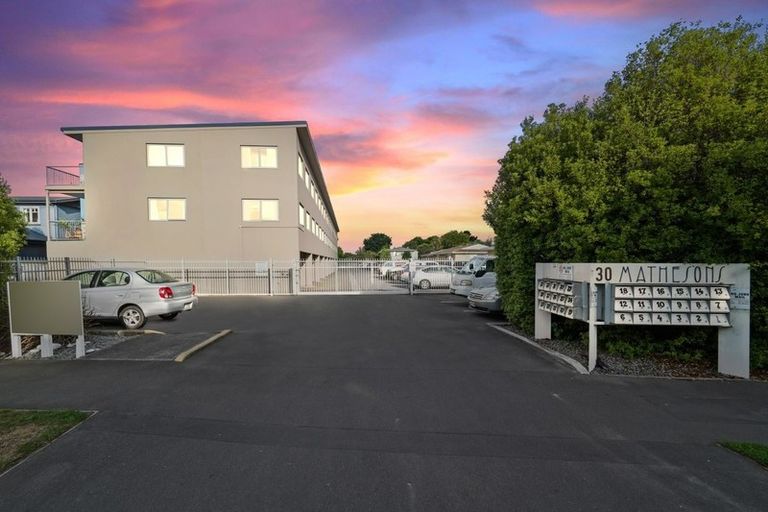 Photo of property in 1/30 Mathesons Road, Phillipstown, Christchurch, 8011