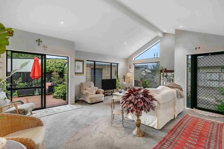 Photo of property in 37 Apple Terrace, Ranui, Porirua, 5024