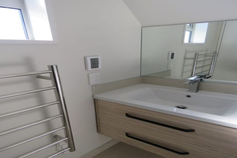 Photo of property in 1/33 Elizabeth Street, Riccarton, Christchurch, 8041