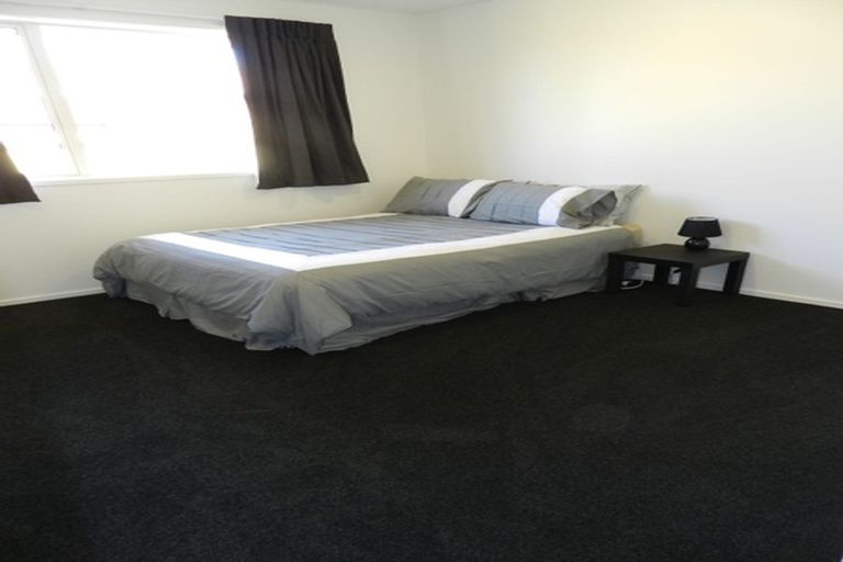 Photo of property in 92 Palmers Road, New Brighton, Christchurch, 8083
