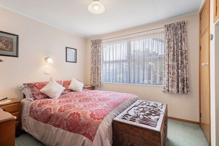 Photo of property in 22 Tennyson Crescent, Stoke, Nelson, 7011